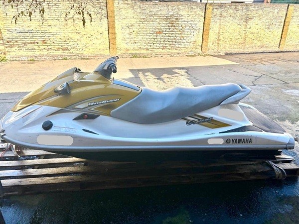 Yamaha VX 700