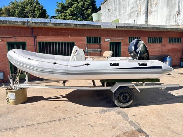 Autonautica 470